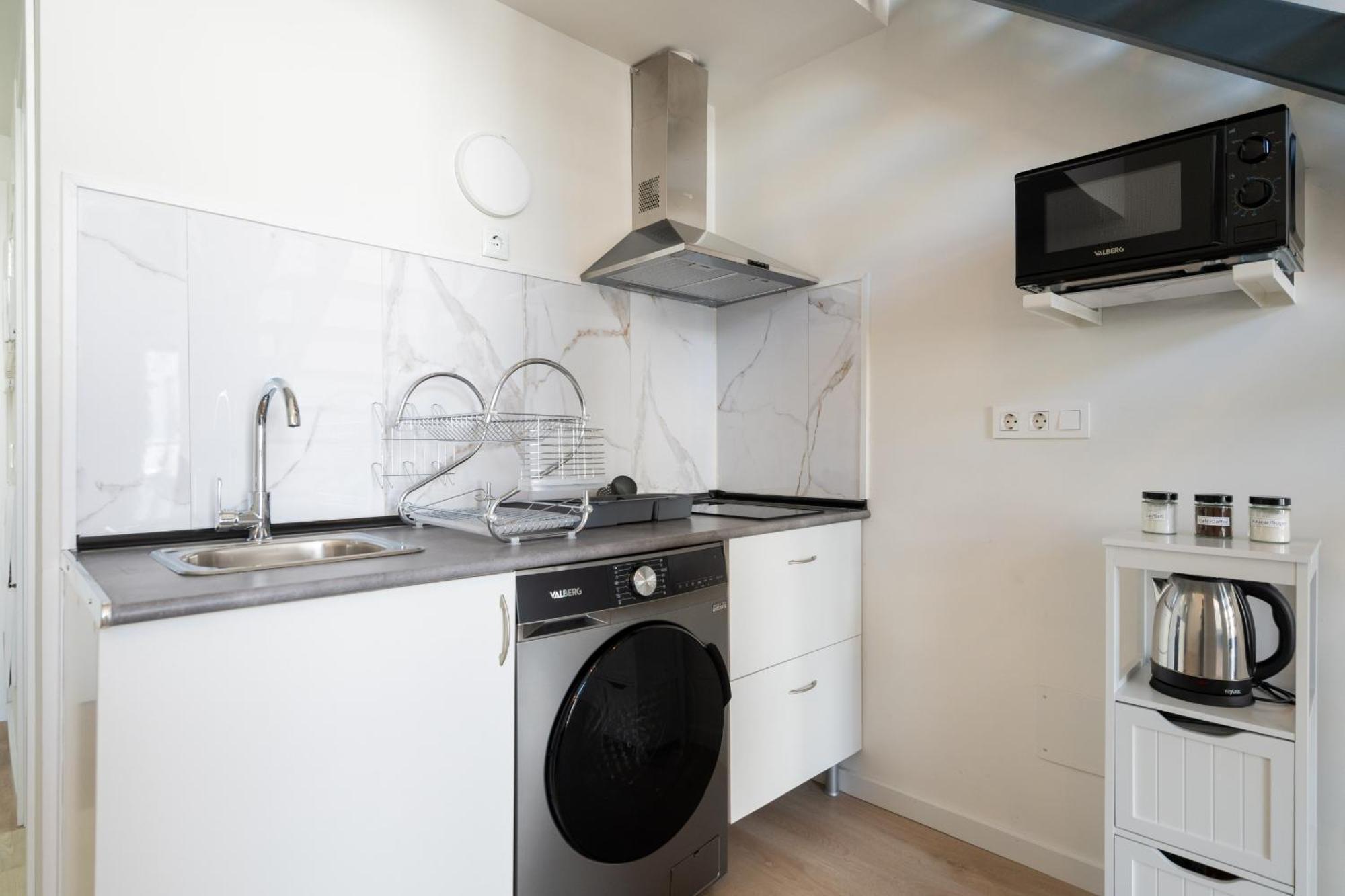 Apartamento Loft Reformado Industrial Con Garaje Alquiler Temporal Madrid Exterior foto