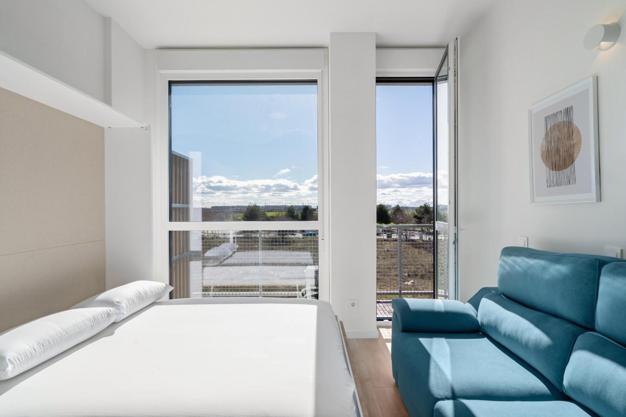 Apartamento Loft Reformado Industrial Con Garaje Alquiler Temporal Madrid Exterior foto