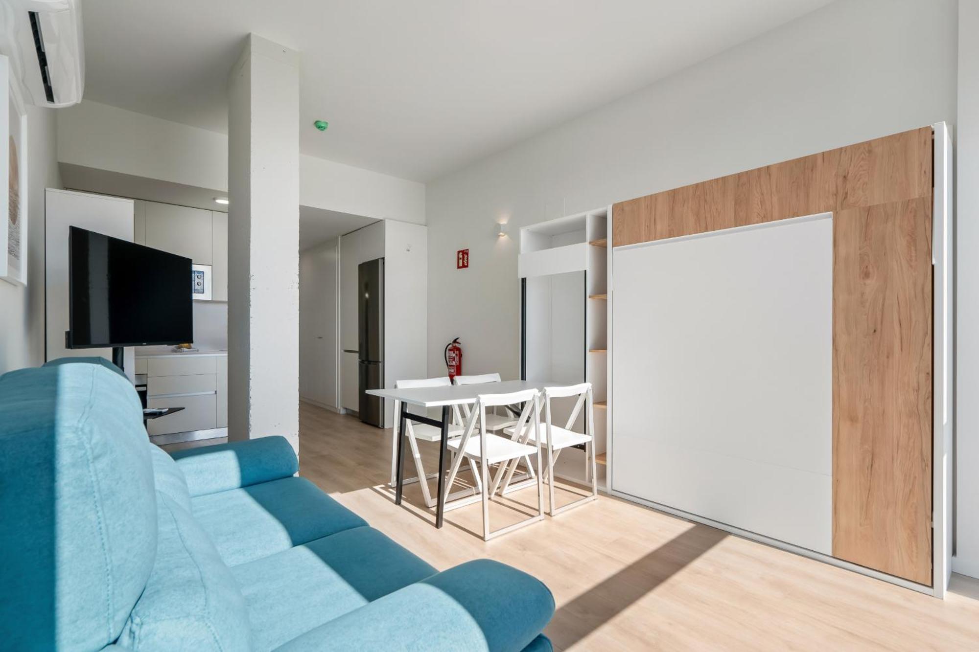 Apartamento Loft Reformado Industrial Con Garaje Alquiler Temporal Madrid Exterior foto